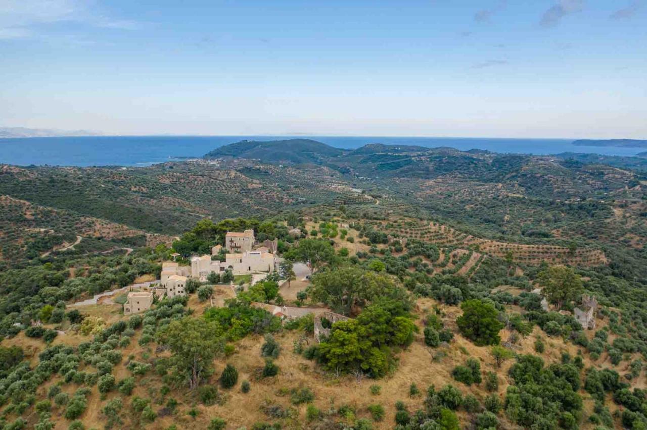 Alistos Hotel Gythio Buitenkant foto